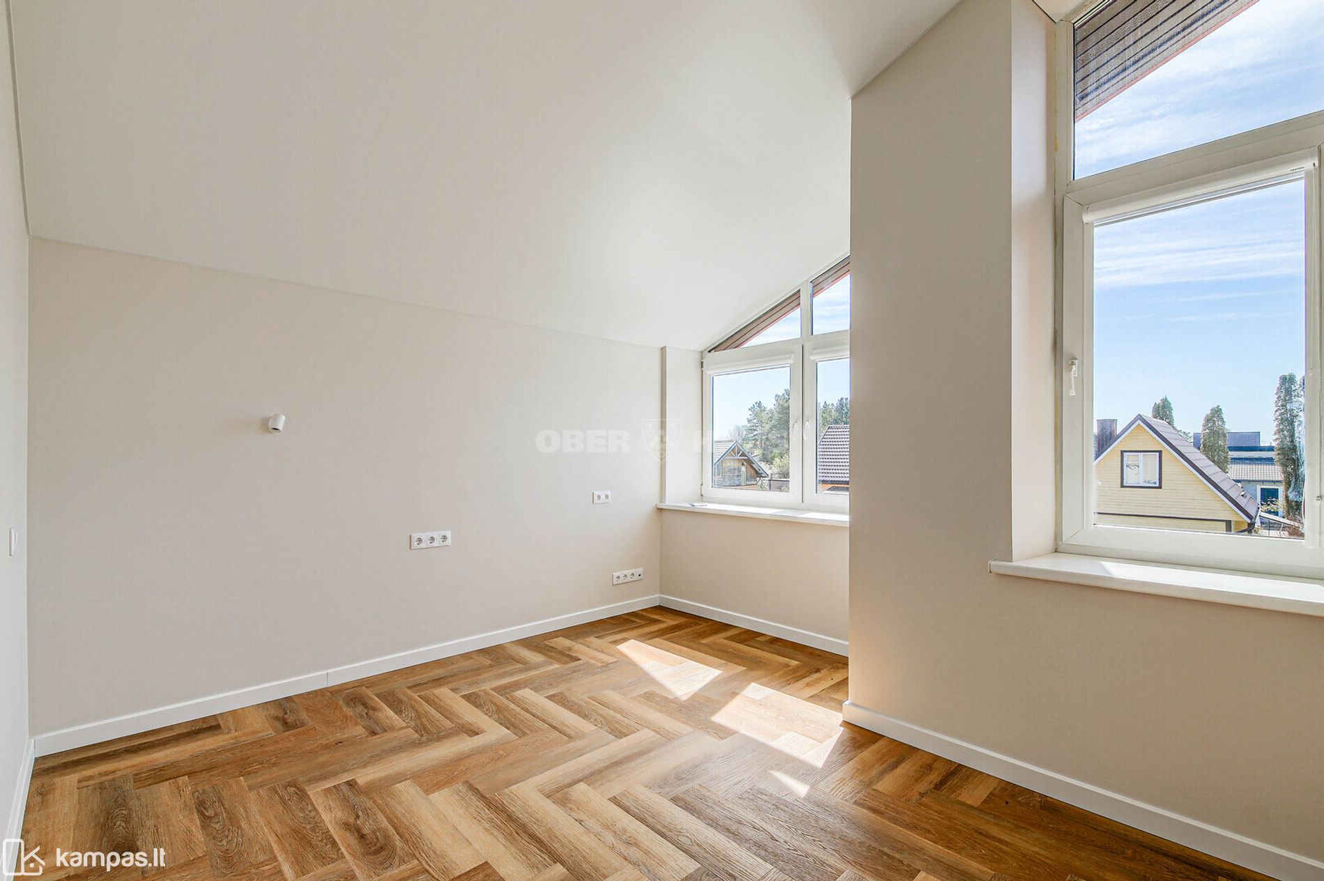 Main Image Vilnius, Balsiai, Kryžiokų g.