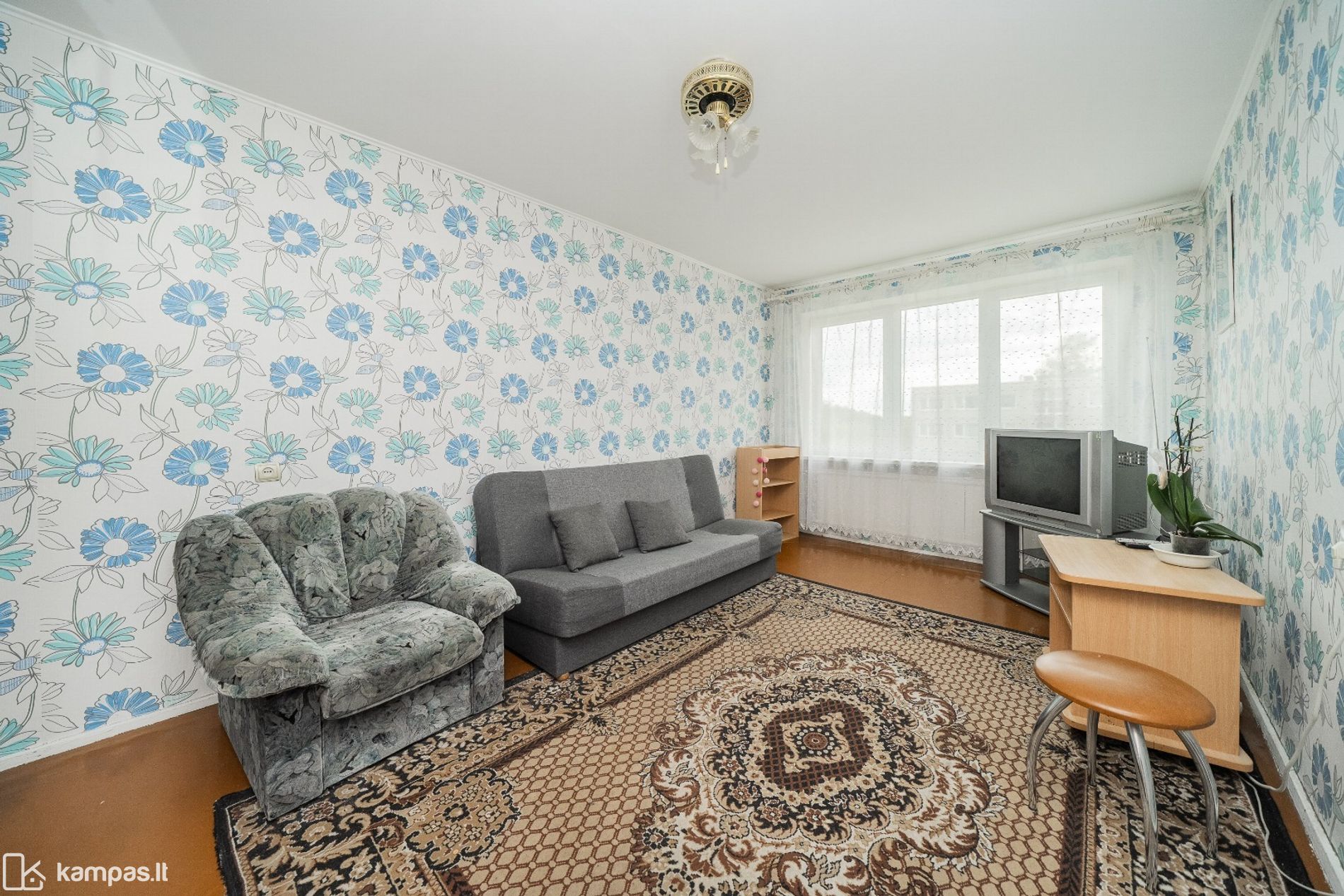Main Image Vilnius, Karoliniškės, Algimanto Petro Kavoliuko g.