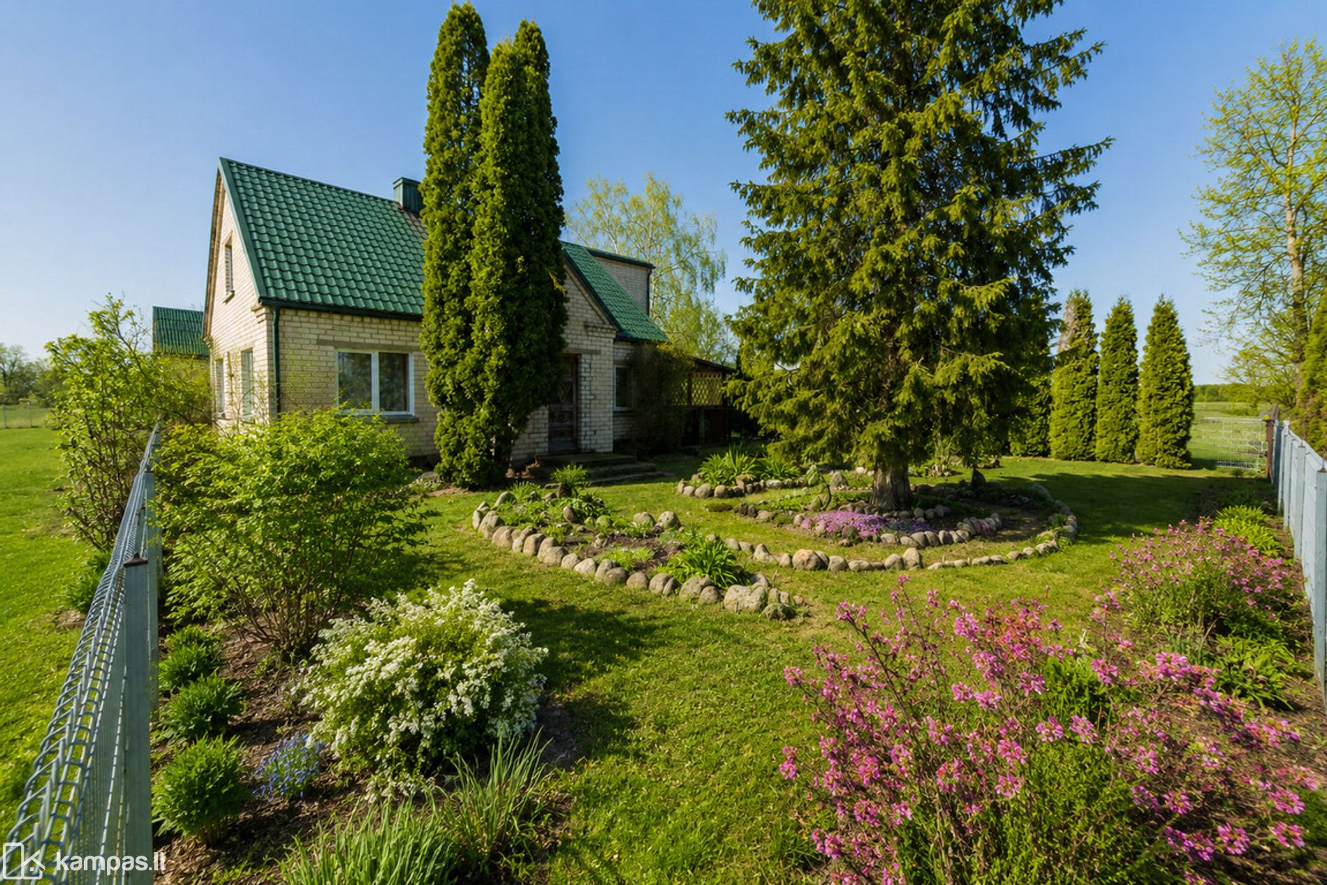 Main Image Radviliškio r. sav., Januškoniai